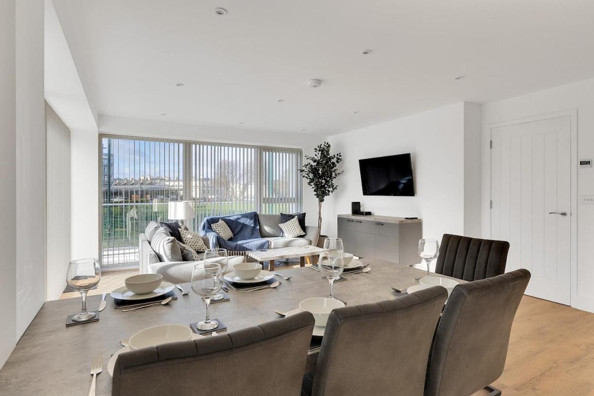 3 Bed- The Pavilion By Pureserviced Plymouth Exterior photo